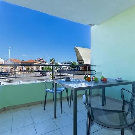 Nika Aparment With Large Balcony And Bbq * Zadar